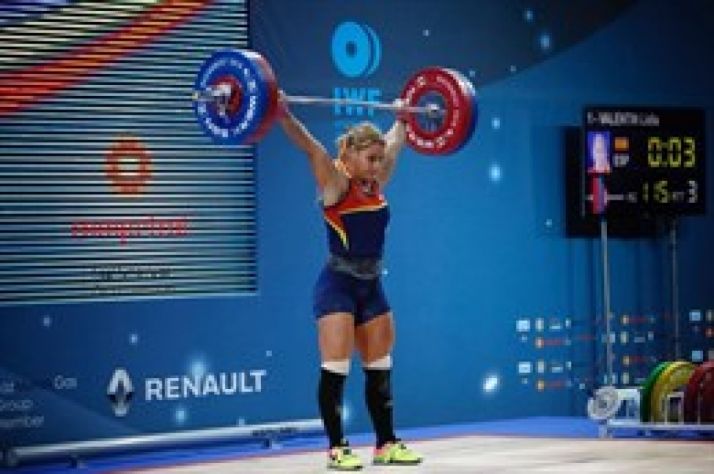 Lydia Valentín, en acción. FEDERACIÓN ESPAÑOLA DE HALTEROFILIA. 