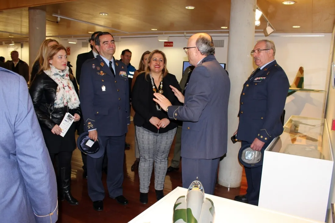Una imagen de la apertura de la muestra.