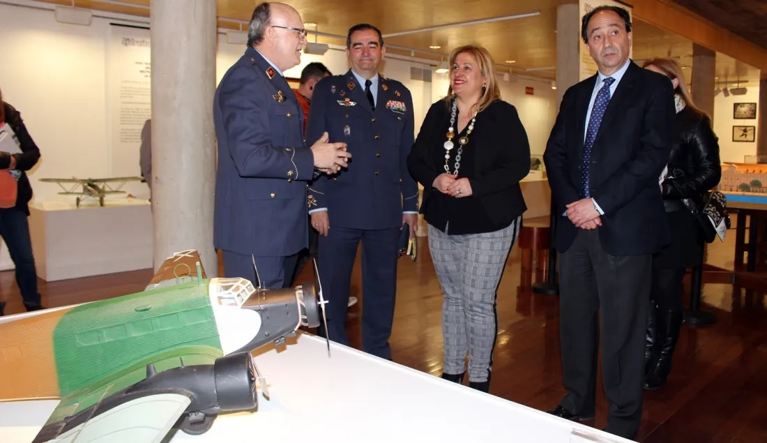 Una imagen de la apertura de la muestra.