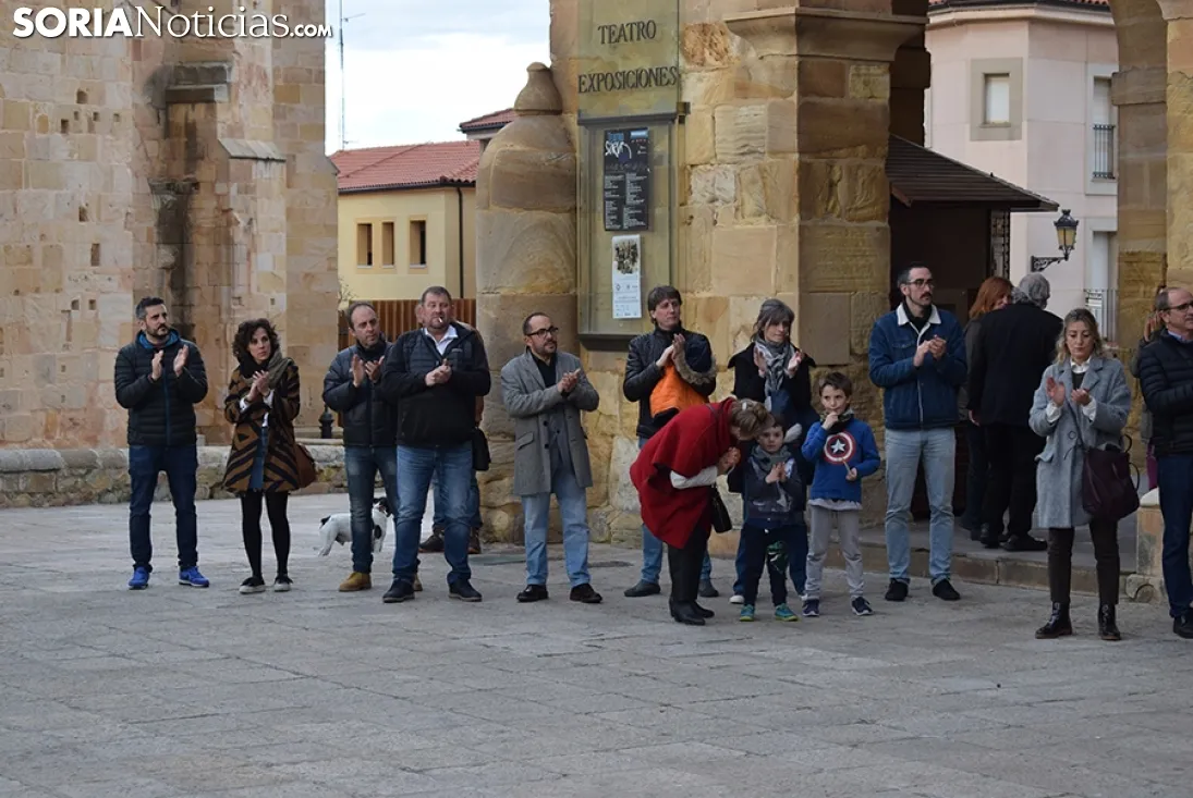 Foto 8 - GALER&Iacute;A DE IM&Aacute;GENES: Los familiares de las v&iacute;ctimas de la 'Fosa de los maestros' y de Abundio Andaluz han recibido sus restos mortales