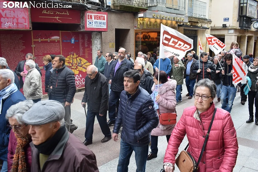 Manifestación para exigir pensiones más dignas.
