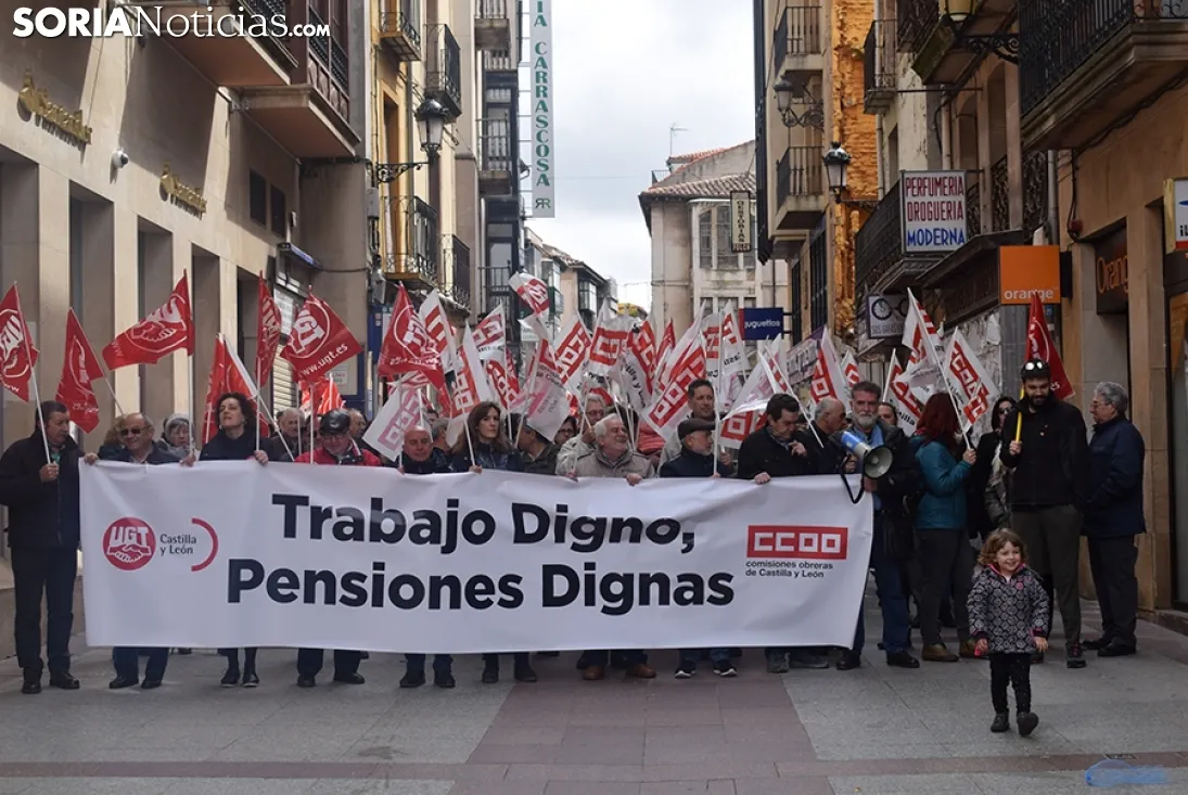 Manifestación para exigir pensiones más dignas.