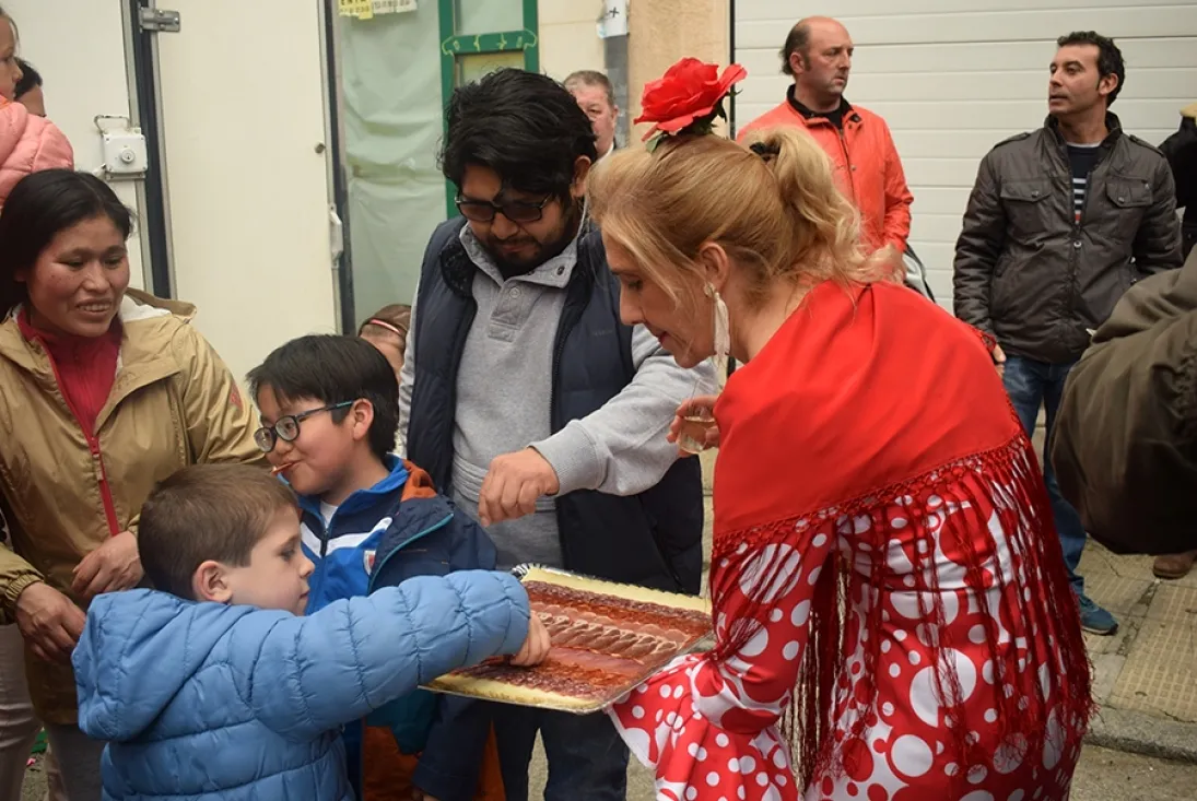 Foto 7 - Galer&iacute;a de im&aacute;genes: Arranca la Feria del Calaver&oacute;n con sevillanas y de manzanilla