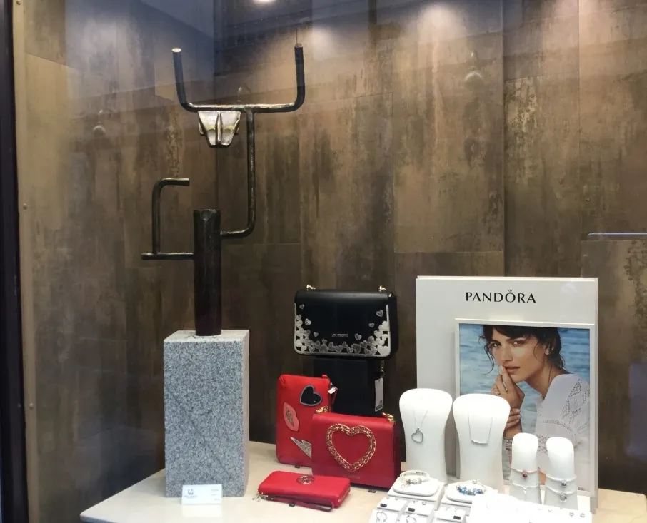 Foto 2 - Espacio de Arte Monreal exhibe una colecci&oacute;n de Miguel &Aacute;ngel S&aacute;nchez