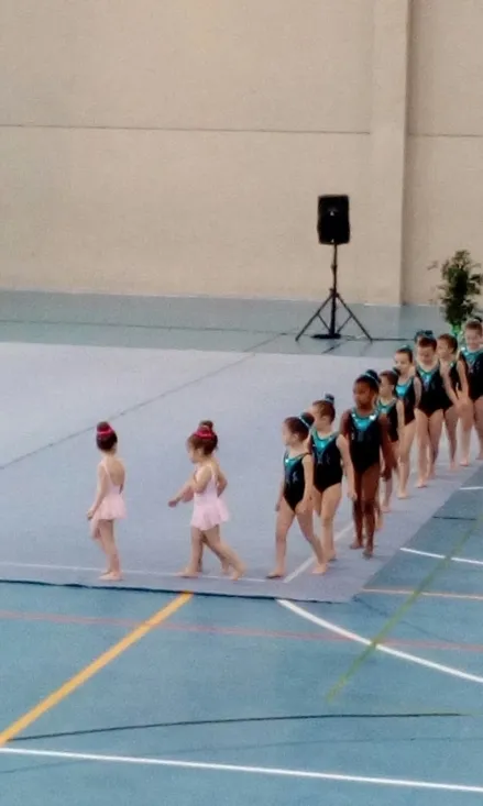 Foto 10 - 8 colegios de la capital participan en los juegos escolares de gimnasia r&iacute;tmica