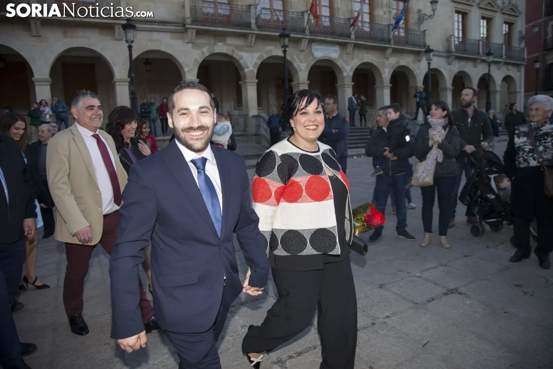 Foto 11 - Un paseo de lo m&aacute;s oficial hacia la Audiencia (Galer&iacute;a de im&aacute;genes) 