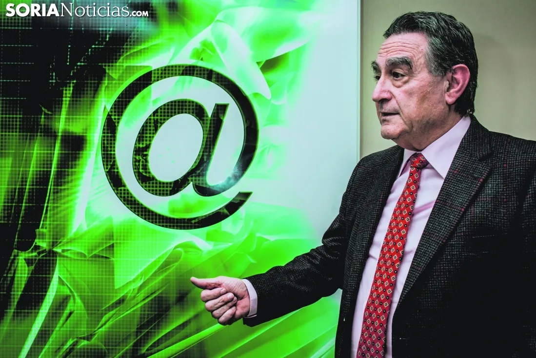 La cobertura de internet en toda la provincia, algo fundamental para García.