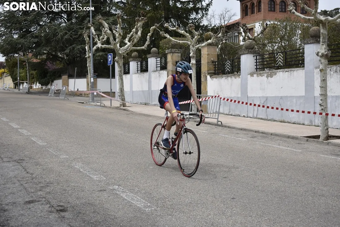 Los duatletas toman las calles de Soria.