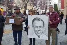 Foto 29 - GALER&Iacute;A DE IM&Aacute;GENES: Los familiares de las v&iacute;ctimas de la 'Fosa de los maestros' y de Abundio Andaluz han recibido sus restos mortales