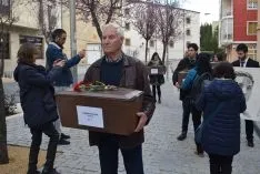 Foto 26 - GALER&Iacute;A DE IM&Aacute;GENES: Los familiares de las v&iacute;ctimas de la 'Fosa de los maestros' y de Abundio Andaluz han recibido sus restos mortales