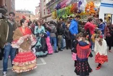 Foto 11 - Galer&iacute;a de im&aacute;genes: Arranca la Feria del Calaver&oacute;n con sevillanas y de manzanilla