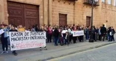 Foto 3 - Doscientas voces repudian la 'justicia patriarcal' tras la sentencia contra 'La Manada'