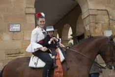Foto 27 - GALER&Iacute;A: Fiesta flamenca y romer&iacute;a para despedir la Feria de Abril