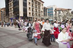 Foto 13 - GALER&Iacute;A: Fiesta flamenca y romer&iacute;a para despedir la Feria de Abril