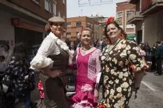 Foto 7 - GALER&Iacute;A: Fiesta flamenca y romer&iacute;a para despedir la Feria de Abril