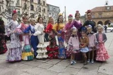 Foto 47 - GALER&Iacute;A: Fiesta flamenca y romer&iacute;a para despedir la Feria de Abril