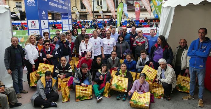 Más de 50 personas participaron en la actividad inclusiva del duatlón de Soria