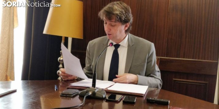 El alcalde, en rueda informativa este viernes. /SN