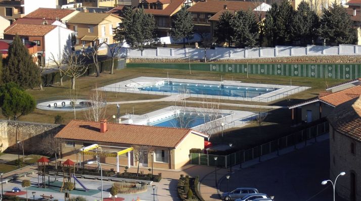 Piscinas municipales en El Burgo. 
