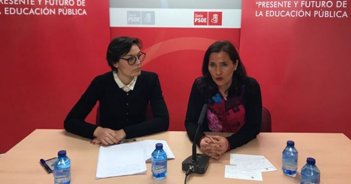 Seijo (dcha.), con Lorena Rodríguez, secretaria de Educacion del PSOE soriano.