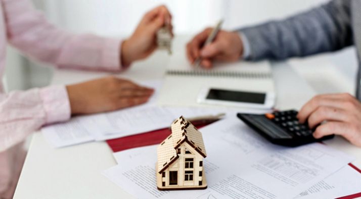 Los castellano-leoneses necesitarían una media de 5,8 años de sueldo íntegro para adquirir una vivienda