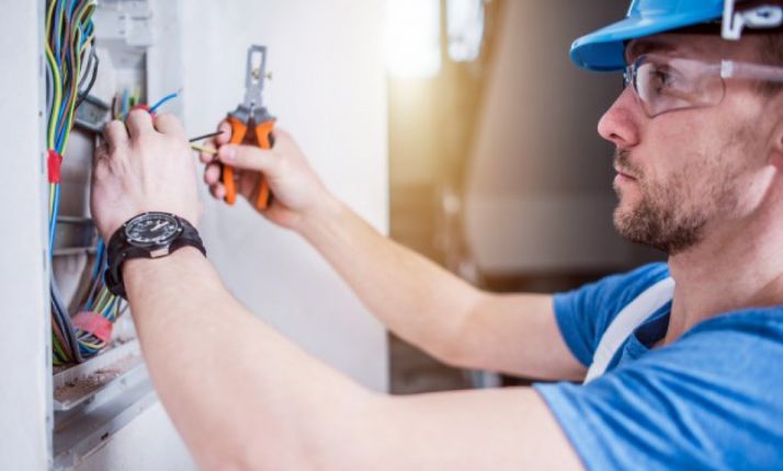 Rebi necesita de forma inmediata un electricista para su Red de Calor de Soria