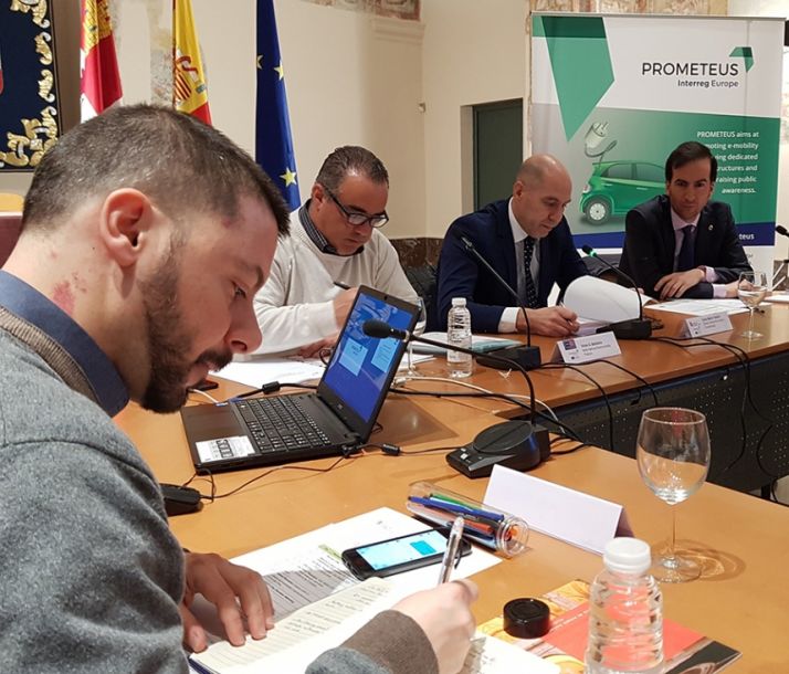 La Junta muestra sus iniciativas en movilidad eléctrica a cuatro países europeos