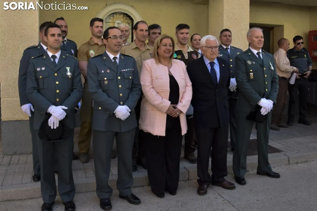 Foto 2 - La Benem&eacute;rita reconoce la labor de agentes y personal civil 