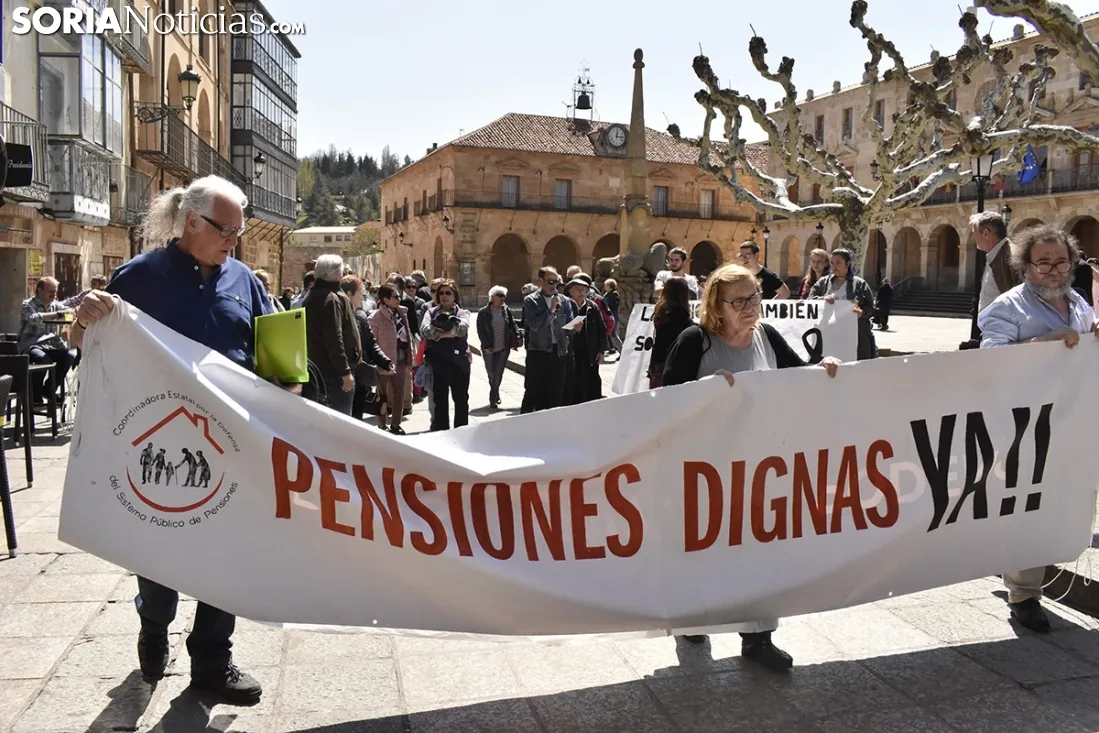 Manifestación por las pensiones en Soria. /SN