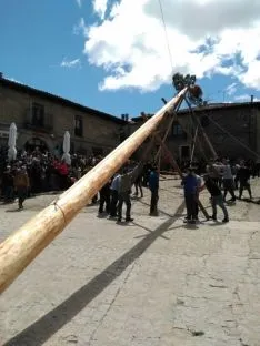 Foto 5 - Galer&iacute;a: la Pingada del Mayo en Molinos