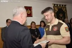 Foto 12 - La Benem&eacute;rita reconoce la labor de agentes y personal civil 