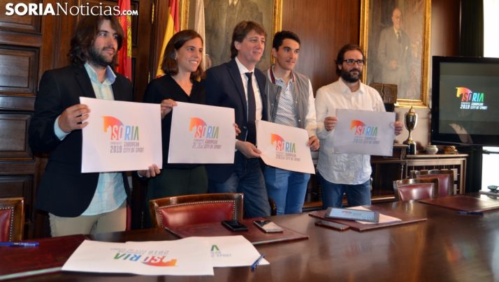 Daniel Berná, (izda.), Marta Pérez, Carlos Martínez, Daniel Mateo y Alfonso Pérez. /SN