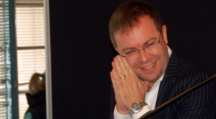 El escritor Javier Sierra, durante su presencia este sábado en La Audiencia. 