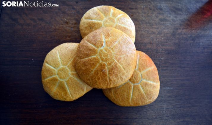 Panecillos dispuestos este jueves para La Tortilla. /SN