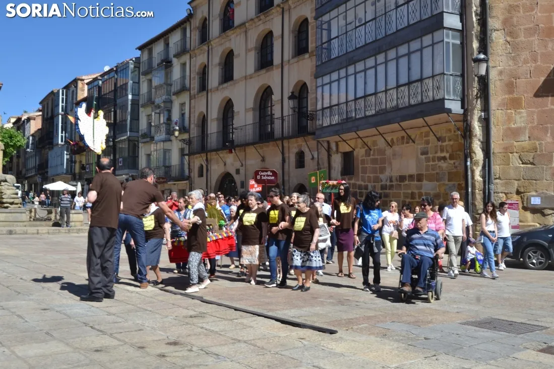 Foto 8 - Alzheimer Soria se adelanta a las fiestas