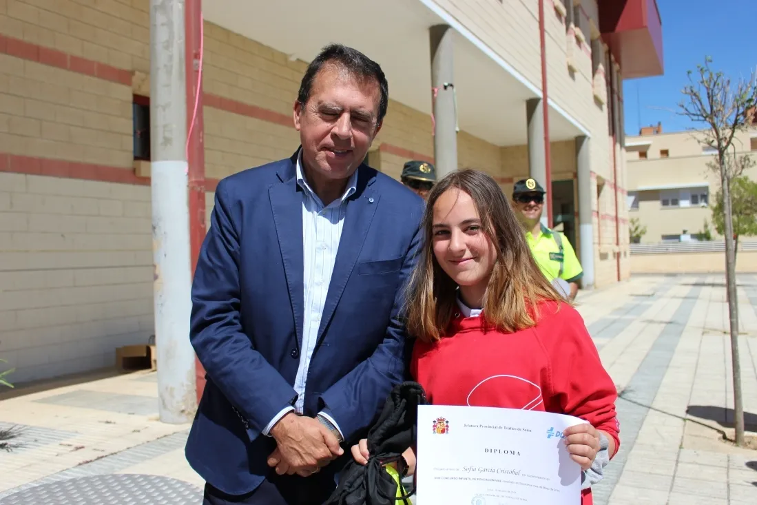 Foto 9 - Bruno Mart&iacute;n, del Pr&aacute;cticas Numancia, y Ainhoa Yag&uuml;e, de Las Pedrizas, mejores conductores infantiles de la ciudad