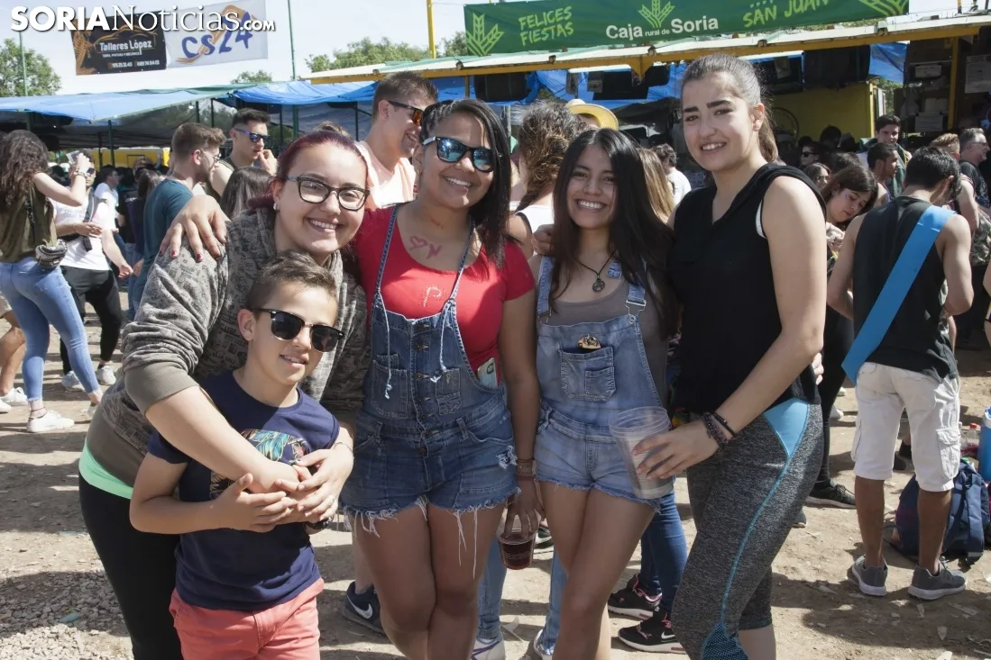 Foto 7 - GALER&Iacute;A: Buen ambiente en los compases previos a La Compra