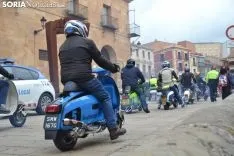 Una imagen de la llegada de las motocicletas a la plaza Mayor de la capital. /SN