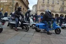 Una imagen de la llegada de las motocicletas a la plaza Mayor de la capital. /SN