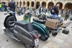 Una imagen de la llegada de las motocicletas a la plaza Mayor de la capital. /SN