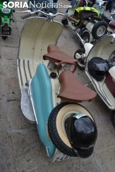 Una imagen de la llegada de las motocicletas a la plaza Mayor de la capital. /SN