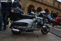 Una imagen de la llegada de las motocicletas a la plaza Mayor de la capital. /SN
