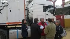 Llegada de los novillos a la plaza de toros de Soria 