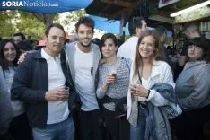 Foto 43 - Fotograf&iacute;as: el color del cielo no amarga la fiesta del Lavalenguas en los chiringuitos