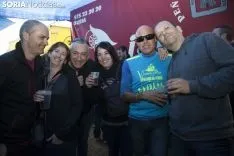 Foto 35 - Fotograf&iacute;as: el color del cielo no amarga la fiesta del Lavalenguas en los chiringuitos