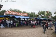 Foto 67 - Fotograf&iacute;as: el color del cielo no amarga la fiesta del Lavalenguas en los chiringuitos