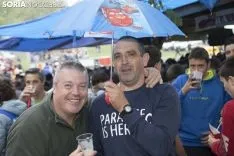 Foto 28 - Fotograf&iacute;as: el color del cielo no amarga la fiesta del Lavalenguas en los chiringuitos