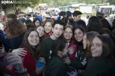 Foto 21 - Fotograf&iacute;as: el color del cielo no amarga la fiesta del Lavalenguas en los chiringuitos