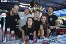 Foto 66 - Fotograf&iacute;as: el color del cielo no amarga la fiesta del Lavalenguas en los chiringuitos