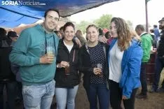 Foto 63 - Fotograf&iacute;as: el color del cielo no amarga la fiesta del Lavalenguas en los chiringuitos